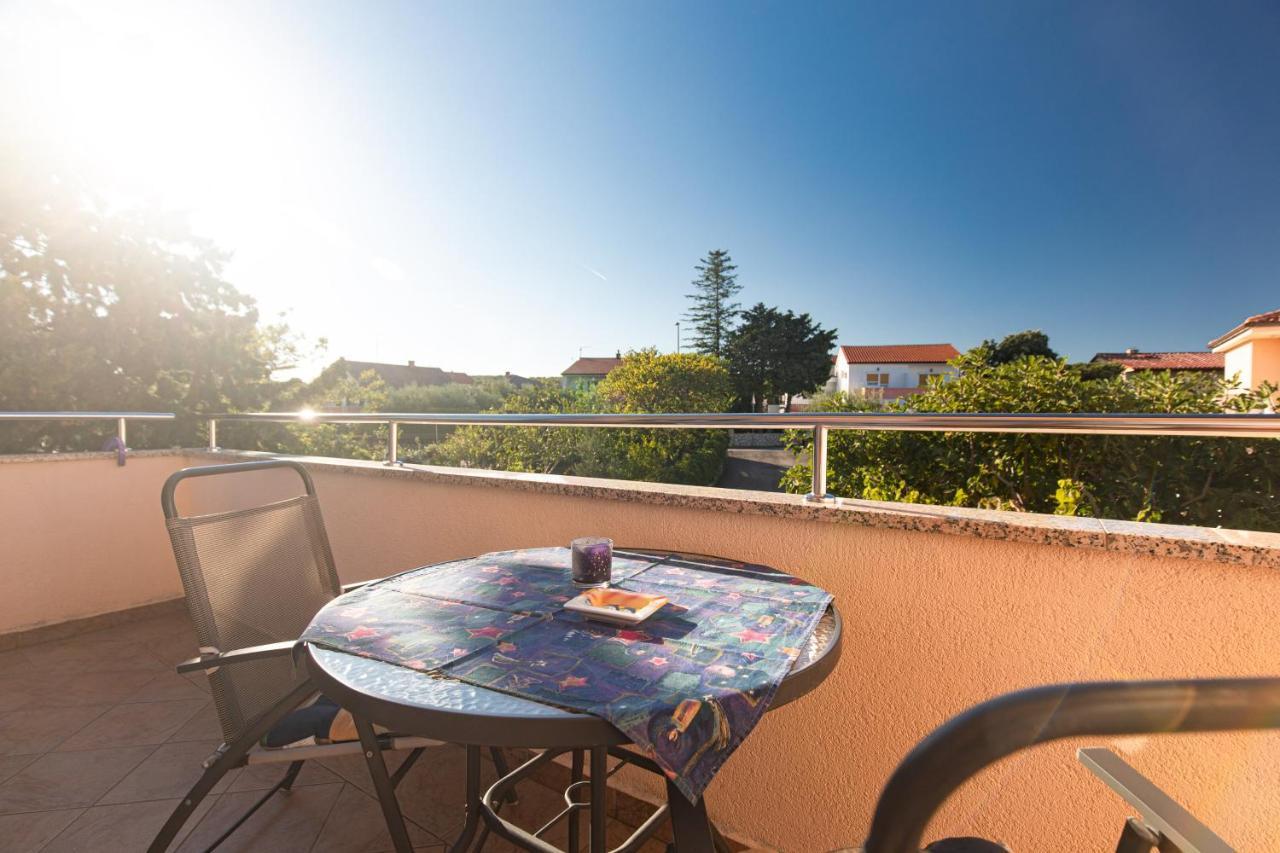 1-Bedroom Apartment In Krk - Steps From The Beach! Krk Town Kültér fotó